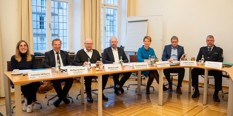 POL-MS: Stadt und Polizei stärken Entwicklung des Bahnhofsumfelds - Gemeinsames Vorgehen für mehr Sicherheit und ein attraktiveres Viertel / Neuer Runder Tisch für die Bahnhofs-Westseite - Foto: presseportal.de