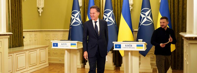 Es ist die erste offizielle Reise Ruttes als Nato-Generalsekretär. - Foto: Evgeniy Maloletka/AP