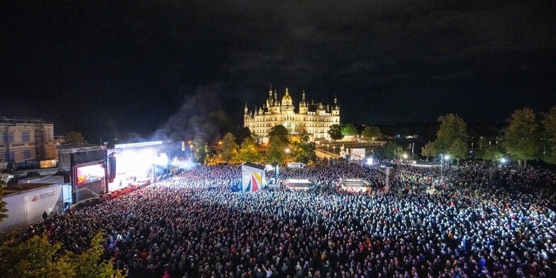 Das Bürgerfest am Tag der Deutschen Einheit 2024: Schwerin begeistert am 3. Oktober mit buntem, hochkarätigem Programm - Foto: presseportal.de