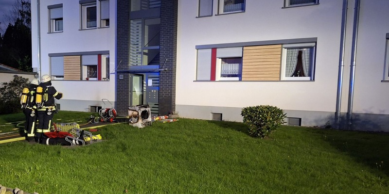 FW Rösrath: Kellerbrand in Mehrfamilienhaus - Foto: presseportal.de