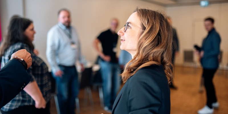 Warum Schichtführer und Meister oft den Arbeitsschutz vernachlässigen - Expertin klärt auf - Foto: presseportal.de