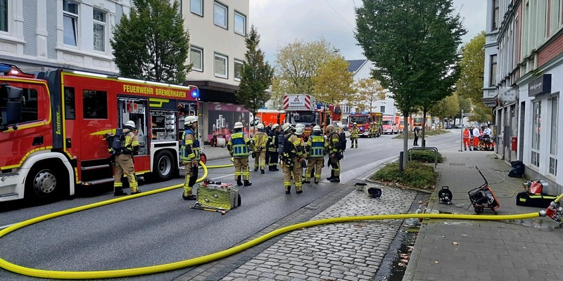 FW Bremerhaven: Feuerwehr Bremerhaven bekämpft Wohnungsbrand im Stadtteil Lehe - Foto: presseportal.de
