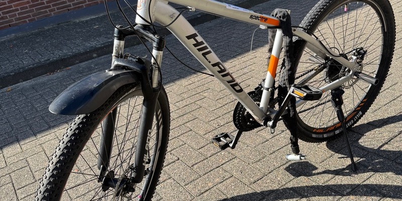 POL-DH: --- Sulingen, Fahrer telefoniert und hat Kind auf dem Schoß - Einbrüche in Stuhr und Twistringen --- - Foto: presseportal.de