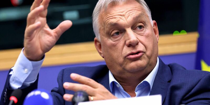 Fordert Spitzentreffen zur Migration: Der ungarische Ministerpräsident Viktor Orban. (Archivbild) - Foto: Frederick Florin/AFP/dpa