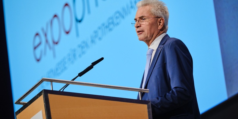 Expopharm: DAV-Vorsitzender Dr. Hubmann fordert sofortige, spürbare Honorarerhöhung für Apotheken - Foto: presseportal.de