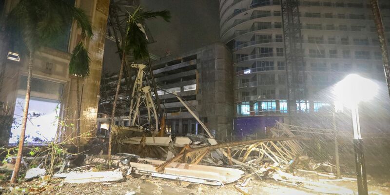 Der Hurrikan beschädigte auch die Heimspielstätte des Baseball-Teams Tampa Bay Rays. - Foto: Chris Urso/Tampa Bay Times/AP/dpa