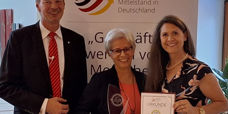 Ausgezeichnet: Ursula Simon vereint mehr als 20 Jahre Expertise für persönliche und berufliche Entwicklung - Foto: presseportal.de