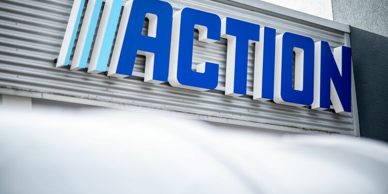 Der niederländische Discounter Action mischt das Geschäft mit Non-Food in Deutschland auf. - Foto: Fabian Strauch/dpa