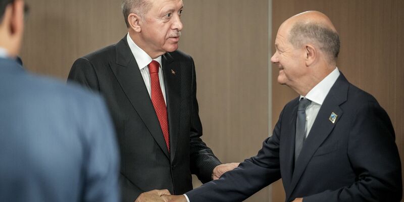 Scholz reist zu Treffen mit Erdogan in die Türkei. - Foto: Kay Nietfeld/dpa