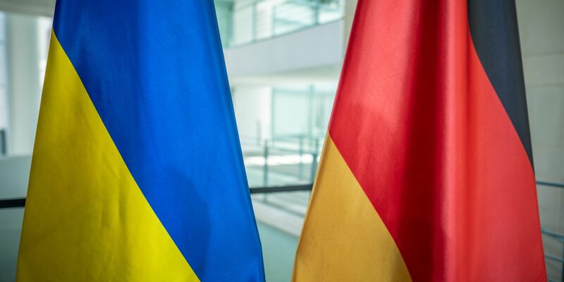 Das russische Militär hat laut dem ukrainischen Präsidenten Wolodymyr Selenskyj vor allem die ukrainische Energieinfrastruktur massiv mit Raketen und Drohnen angegriffen. (Archivbild) - Foto: Michael Kappeler/dpa
