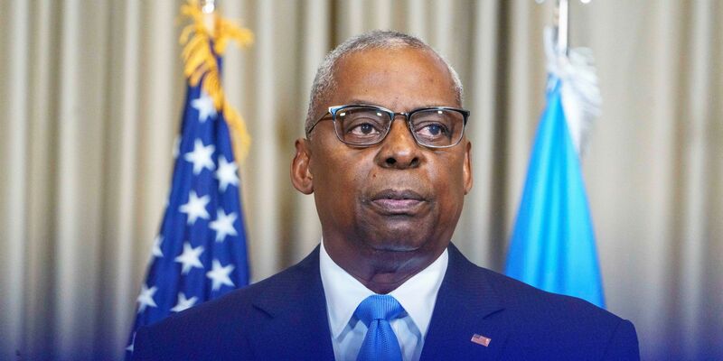 US-Verteidigungsminister Lloyd Austin blickt mit Sorge auf eine Entsendung nordkoreanischer Soldaten nach Russland. (Archivbild) - Foto: Andreas Arnold/dpa