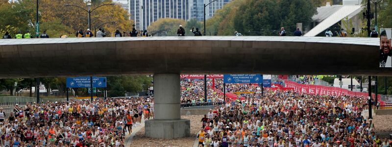 Tausende nahmen am Marathon in Chicago teil. - Foto: Tess Crowley/Chicago Tribune/dpa/dpa