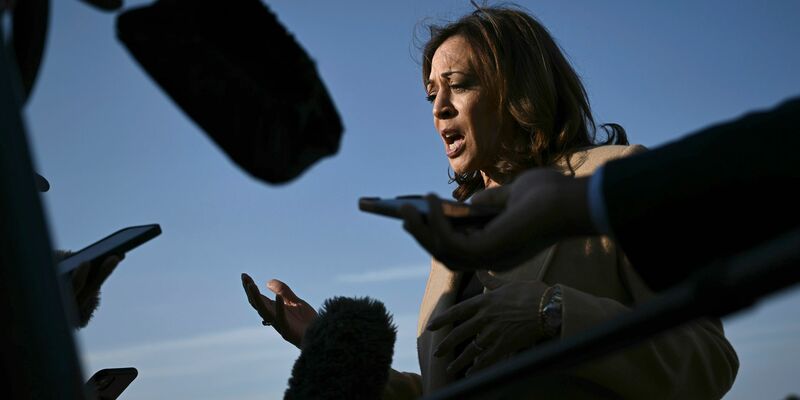 Es ist Harris' erstes Interview mit einem konservativen Medium als Präsidentschaftskandidatin. - Foto: Brendan Smialowski/POOL AFP/AP/dpa