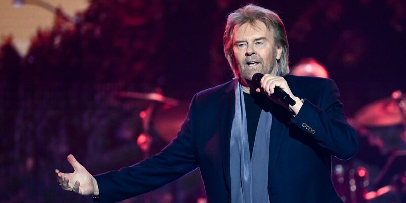 Mit 80 soll Schluss sein - Schlagerstar Howard Carpendale will 2026 zum letzten Mal auf Tournee gehen. Archivbild - Foto: Britta Pedersen/dpa