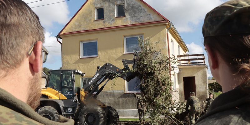 Bayerische Pioniere helfen nach Hochwasser in Schlesien - Foto: presseportal.de