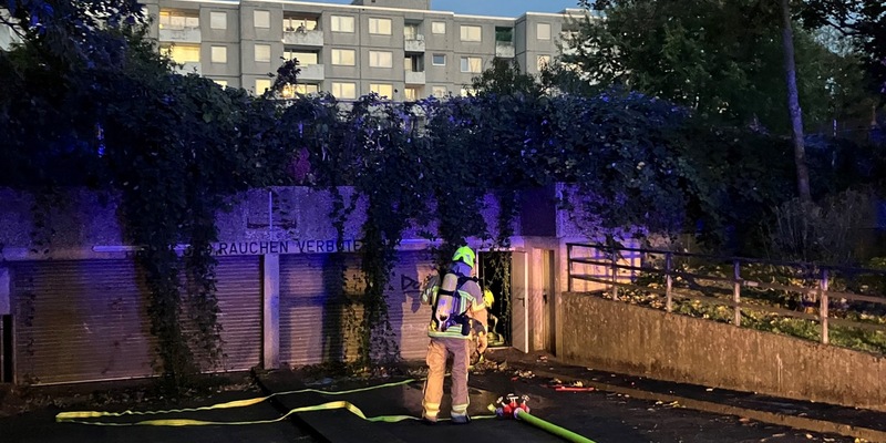 FW Hannover: Feuer in einer Tiefgarage - Foto: presseportal.de