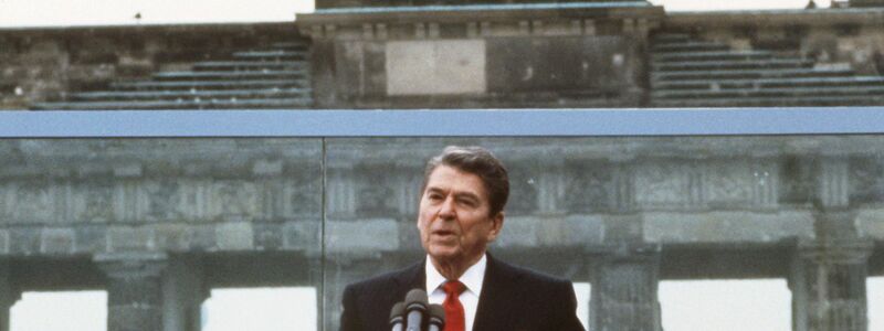 Reagan schreibt mit seiner Aufforderung «Herr Gorbatschow, reißen Sie diese Mauer nieder!» Geschichte. (Archivbild) - Foto: picture alliance / Dieter Klar/dpa