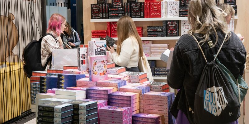 Der Stand des Lyx-Verlags auf der Frankfurter Buchmesse.  - Foto: Boris Roessler/dpa