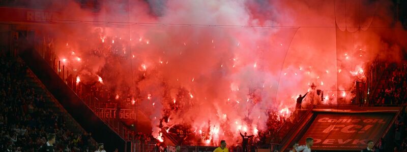 Der Einsatz von Pyrotechnik wird von Politik und Fußball entschieden abgelehnt. - Foto: Federico Gambarini/dpa