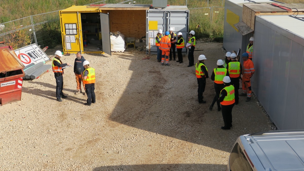 GZD: Zoll führt Mindestlohnprüfungen durch - Teil einer der größten grenzüberschreitenden Prüfaktionen in der Europäischen Union - Foto: presseportal.de