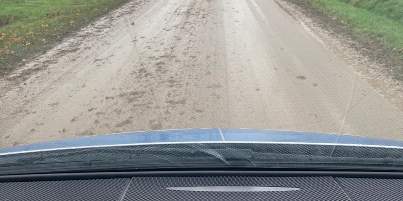 POL-COE: Kreis Coesfeld, Gefahrenstellen, aktuell rutschige Straßen aufgrund Maisernte und Regen - Foto: presseportal.de