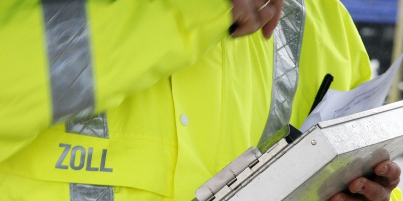 HZA-LA: Zoll führt Mindestlohnprüfungen durch - Hauptzollamt Landshut war Teil einer der größten grenzüberschreitenden Prüfaktionen in der Europäischen Union - Foto: presseportal.de