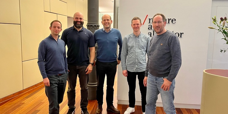 Mehr Power für die urbane Energiewende in Hamburg / Green Planet Energy übernimmt Solarbetrieb hello sun! - Foto: presseportal.de