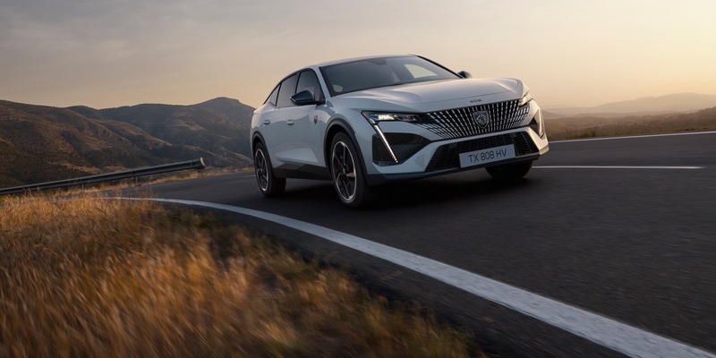 Ab sofort bestellbar: neuer PEUGEOT E-408 - Foto: presseportal.de