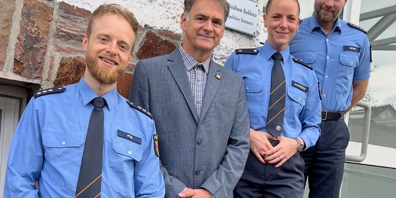 POL-PPKO: Polizeiinspektion Simmern mit neuem Leitungsteam - EKHK Gebhard Petry in den Ruhestand verabschiedet - Foto: presseportal.de