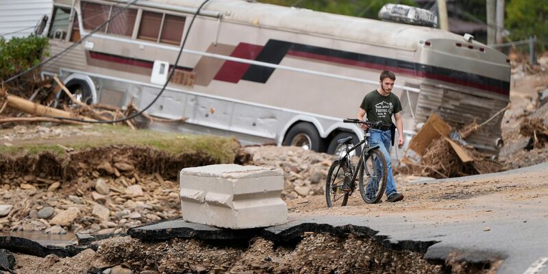 Der Hurrikan «Helene» kostet den Dax-Konzern Munich Re eine halbe Milliarde Euro. - Foto: Mike Stewart/AP/dpa