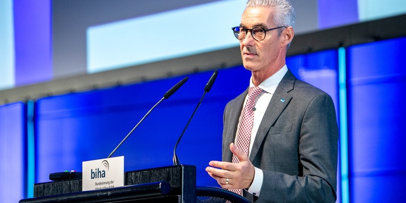 Mitgliederversammlung der Bundesinnung der Hörakustiker in Hannover: Fachkräftesicherung und neue Technologien im Fokus - Foto: presseportal.de