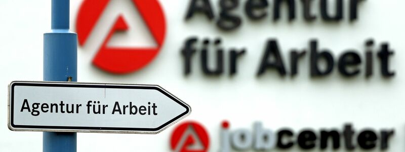 Für viele lautet die Frage: Wo geht es zum regulären Arbeitsmarkt? - Foto: Jan Woitas/dpa