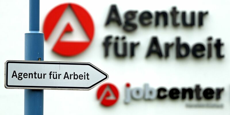 Die Jobcenter sollen härter vorgehen, wenn Bürgergeld-Empfänger etwa regelmäßig Termine nicht wahrnehmen. (Archivbild) - Foto: Jan Woitas/dpa