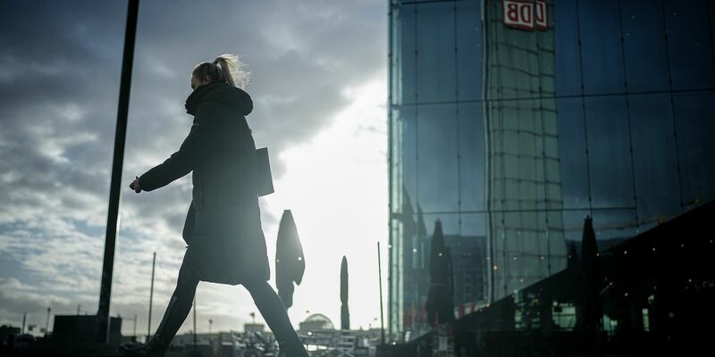 Die Bahn schließt ihre Coworking-Arbeitsplätze an mehreren Bahnhöfen. (Archivbild) - Foto: Kay Nietfeld/dpa