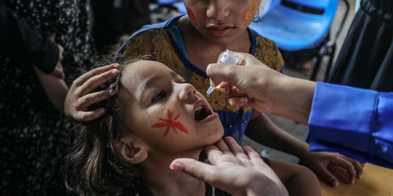 Bombardierungen und Vertreibungen stoppen die Polio-Impfkampagne. (Archivbild) - Foto: Abed Rahim Khatib/dpa