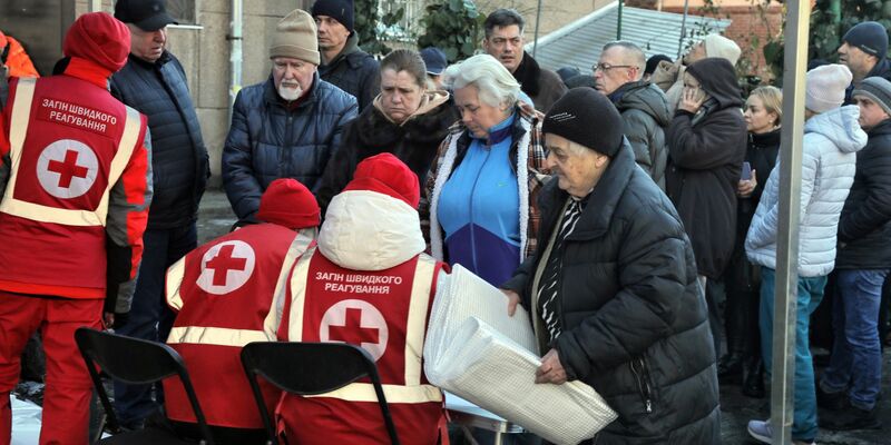 Ein Büro des Roten Kreuzes soll bei einem Angriff zerstört worden sein.  - Foto: -/https://photonew.ukrinform.com/ Ukrinform/dpa