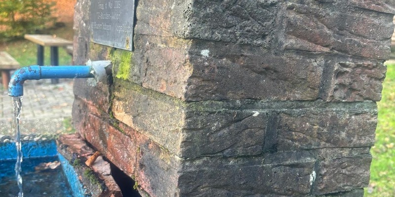 POL-PDKL: Brunnen Vogelquelle beschädigt - Foto: presseportal.de