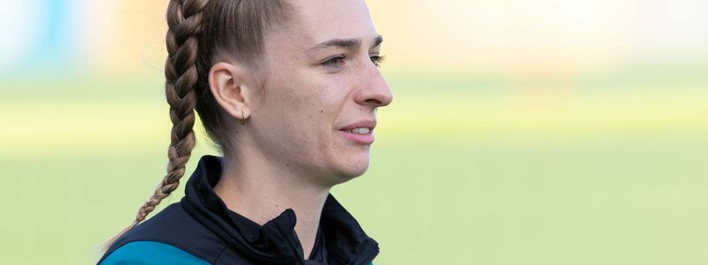 Innenverteidigerin Sophia Kleinherne von Eintracht Frankfurt könnte gegen England eine Option sein. - Foto: Jürgen Kessler/dpa