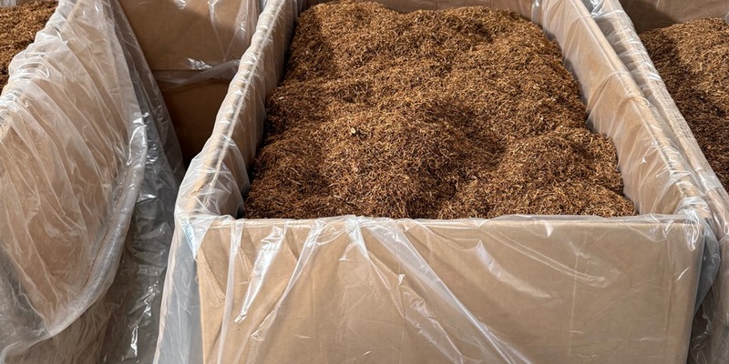 ZOLL-E: Staatsanwaltschaft Wuppertal - Zollfahndung Essen: Schlag gegen internationale illegale Zigarettenproduktion - zwei illegale Zigarettenfabriken - 19 Festnahmen- Steuerschaden in Millionenhöhe - Foto: presseportal.de