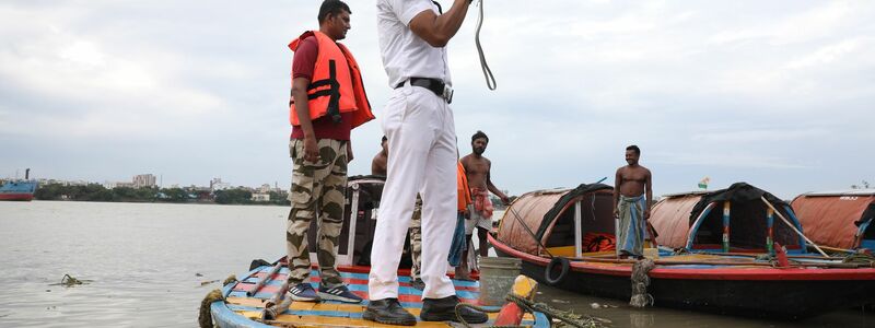 Viele Menschen im Golf von Bengalen müssen evakuiert werden. - Foto: Rupak De Chowdhuri/ZUMA Press Wire/dpa