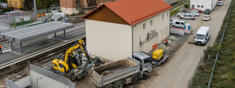 Die Strecke wurde für das elektronische Zugleitsystem ETCS ausgerüstet. (Archivbild) - Foto: Andreas Arnold/dpa