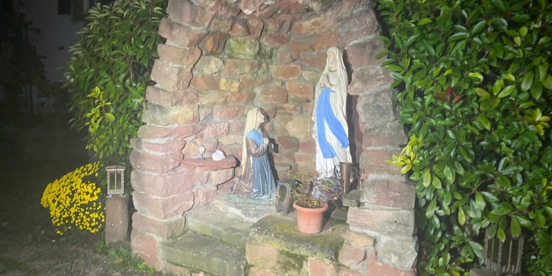 POL-PDLD: Vandalismus an Heiligenfiguren - Foto: presseportal.de