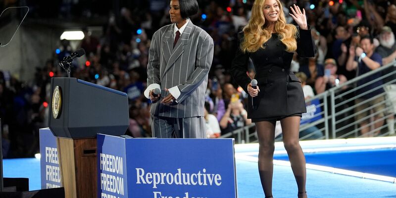 Harris kämpft in Texas um Stimmen - Foto: Susan Walsh/AP/dpa