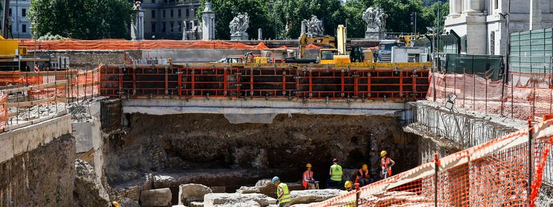 Die Piazza Pia wird vor dem «Heiligen Jahr» 2025 umgebaut. - Foto: Cecilia Fabiano/LaPresse via ZUMA Press/dpa