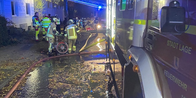 FW Lage: Feuer 3 / Zimmerbrand - 25.10.24 - 23:24 Uhr - Foto: presseportal.de