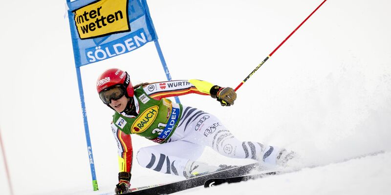 Marcel Hirscher feierte in Sölden sein Comeback im alpinen Ski-Weltcup. - Foto: Jean-Christophe Bott/KEYSTONE/dpa