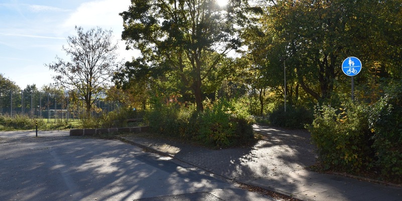 POL-HM: Beteiligter und Zeugen zu einer Unfallflucht zwischen einem Radfahrer und Fußgängerin gesucht - Foto: presseportal.de