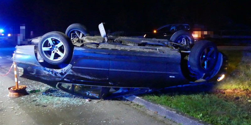 POL-GM: Vier Leichtverletzte bei Unfall mit Überschlag - Foto: presseportal.de