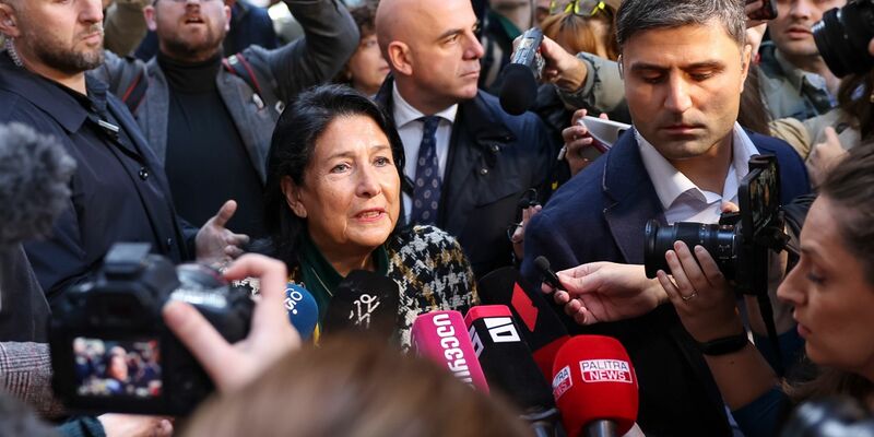 Präsidentin Surabischwili will das Wahlergebnis nicht anerkennen. (Archivbild) - Foto: -/Georgian Presidential Press Office/AP/dpa