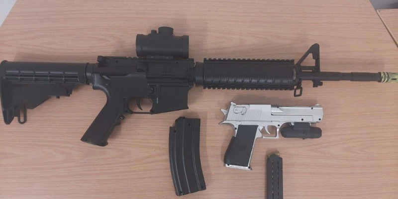 BPOL NRW: Bundespolizisten kontrollieren bewaffneten Heranwachsenden - Foto: presseportal.de